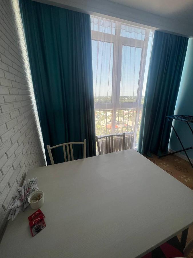 Уютная Квартира С Интернетом Almaty Bagian luar foto